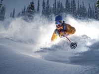 皇马主场力克瓦伦西亚，姆巴佩首秀建功，维尼修斯闪耀全场