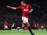 豪门重磅引援！顶级中场天价转会尘埃落定，新东家官宣签约五年